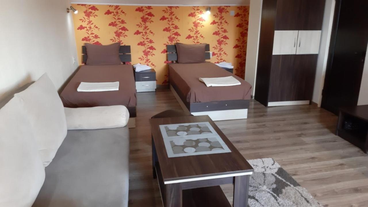 Guest House Bulgari คาซานลัก ภายนอก รูปภาพ